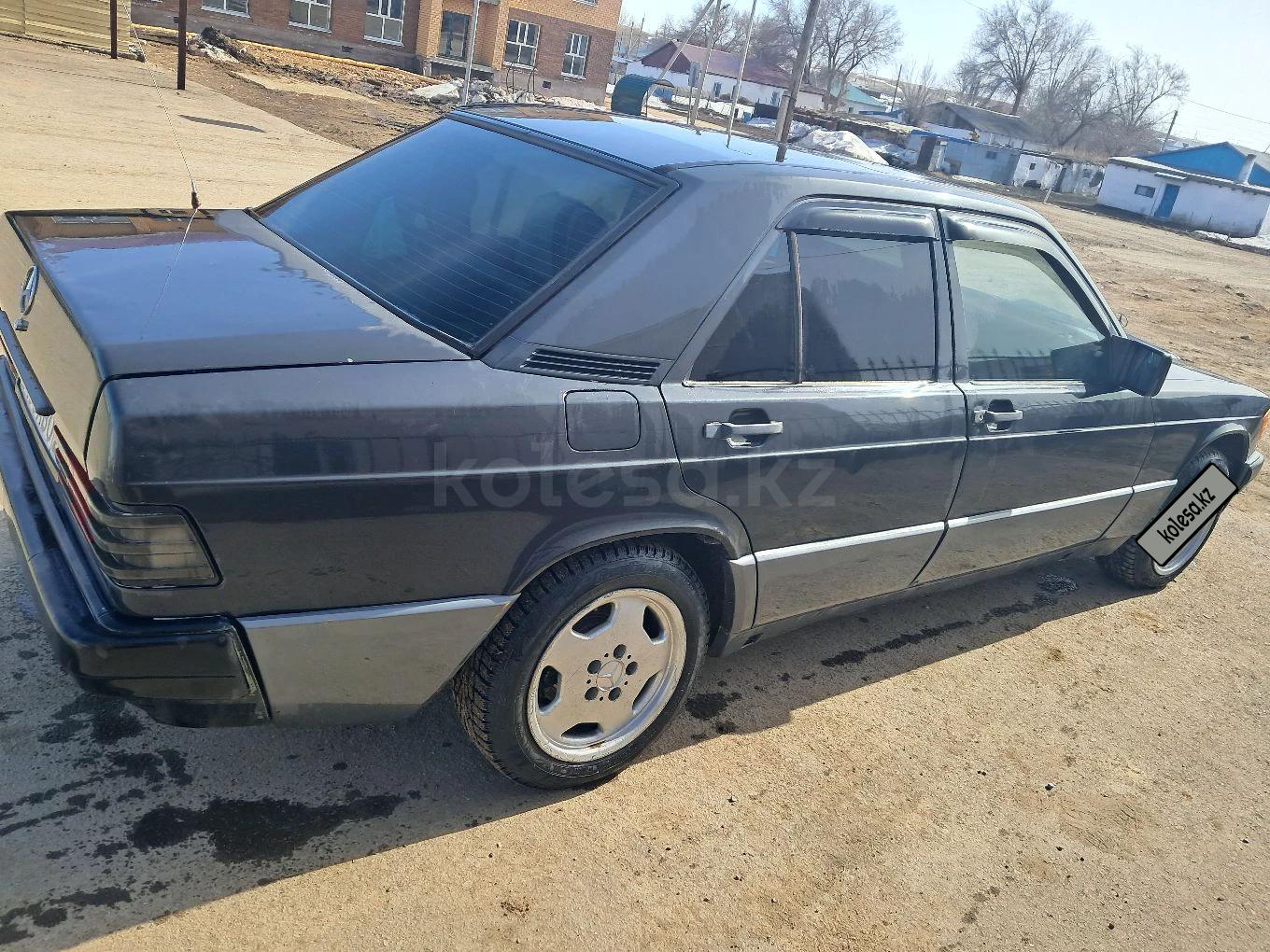 Mercedes-Benz 190 1989 г