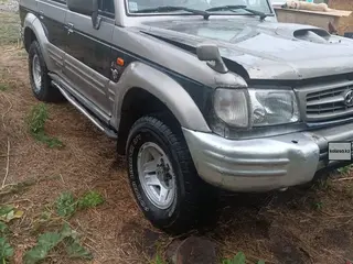 Hyundai Galloper 2000 г