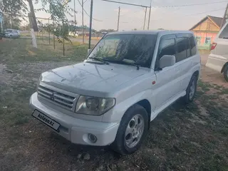 Mitsubishi Pajero IO 1999 г